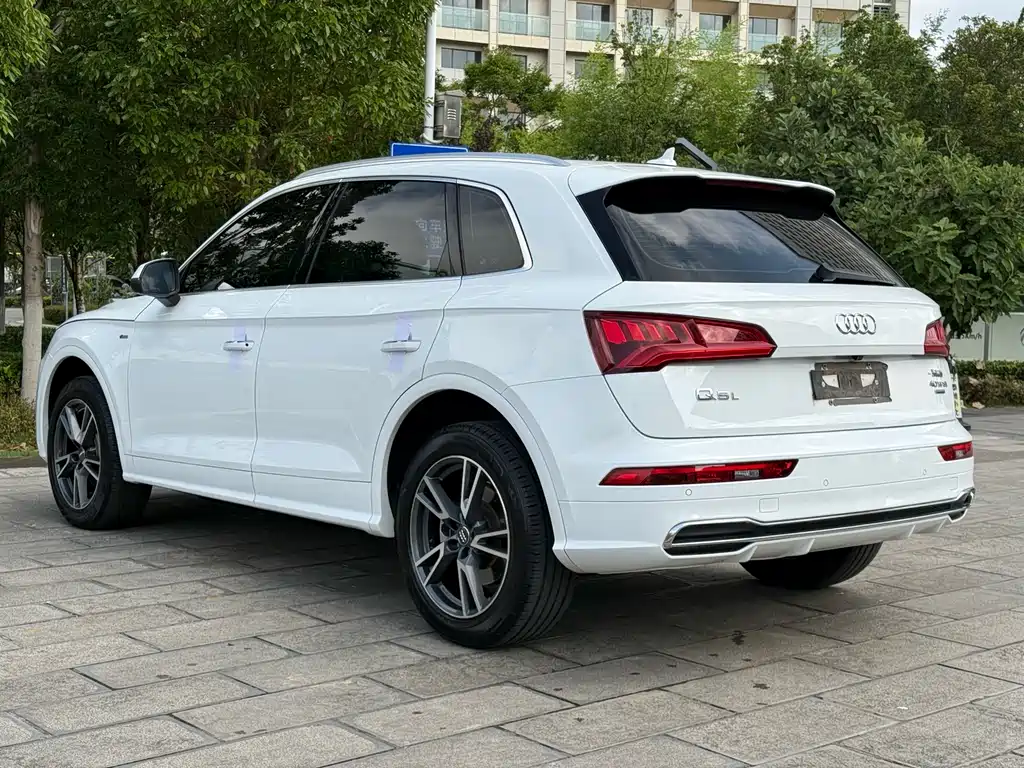 Audi Q5L 2018
