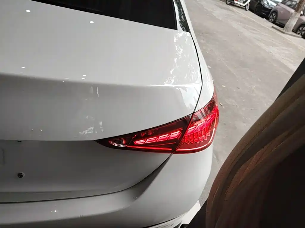 Mercedes-Benz C-Class 2023 — фото 24
