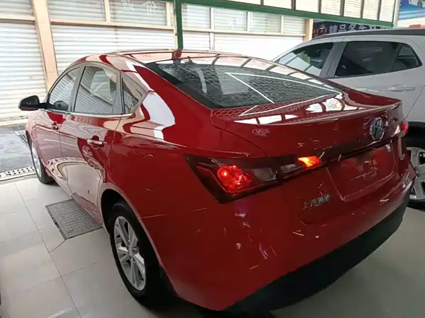 MG GT 2016