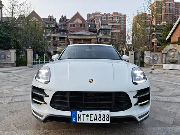 Porsche Macan 2015
