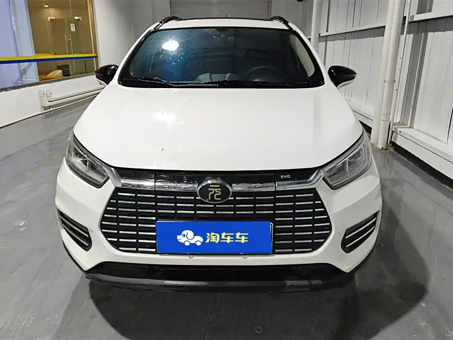 BYD Yuan EV 2018