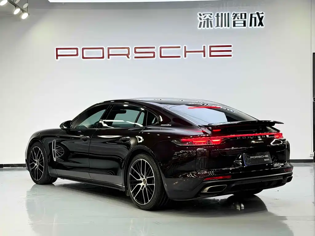 Porsche Panamera 2021 — фото 8