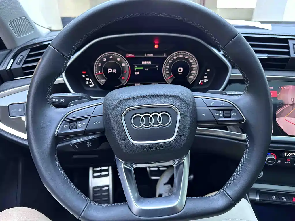 Audi Q3 2022 — фото 11