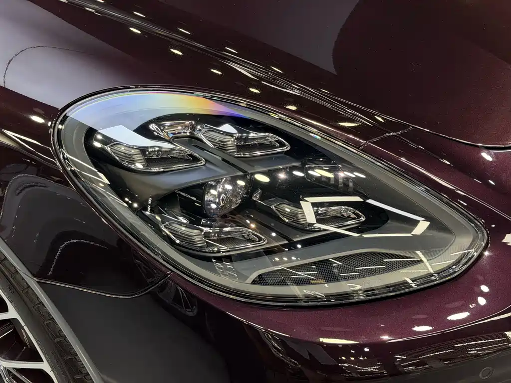 Porsche Panamera 2021 — фото 18