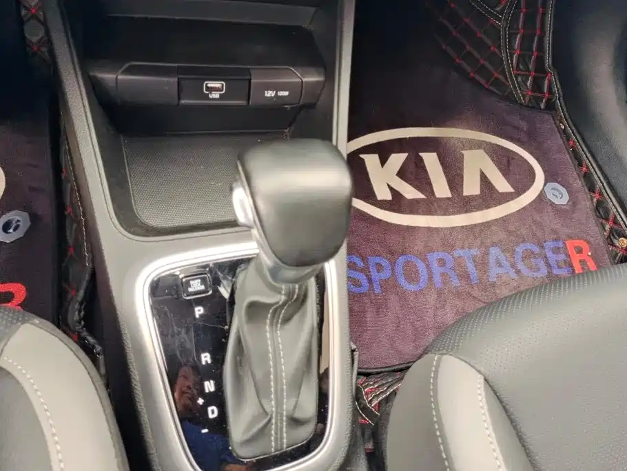 Kia KX1 2020 — фото 16