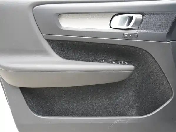 Volvo XC40 2024