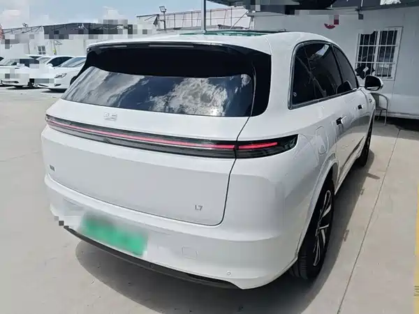 Li Auto L7 2024