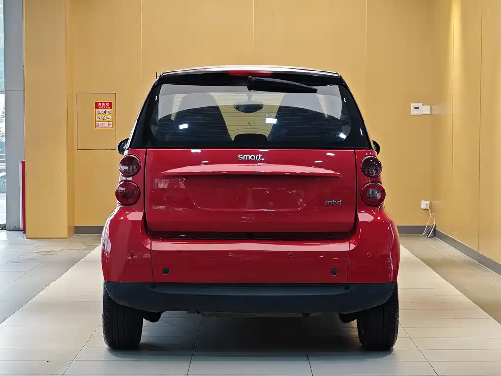 smart Fortwo 2011 — фото 23