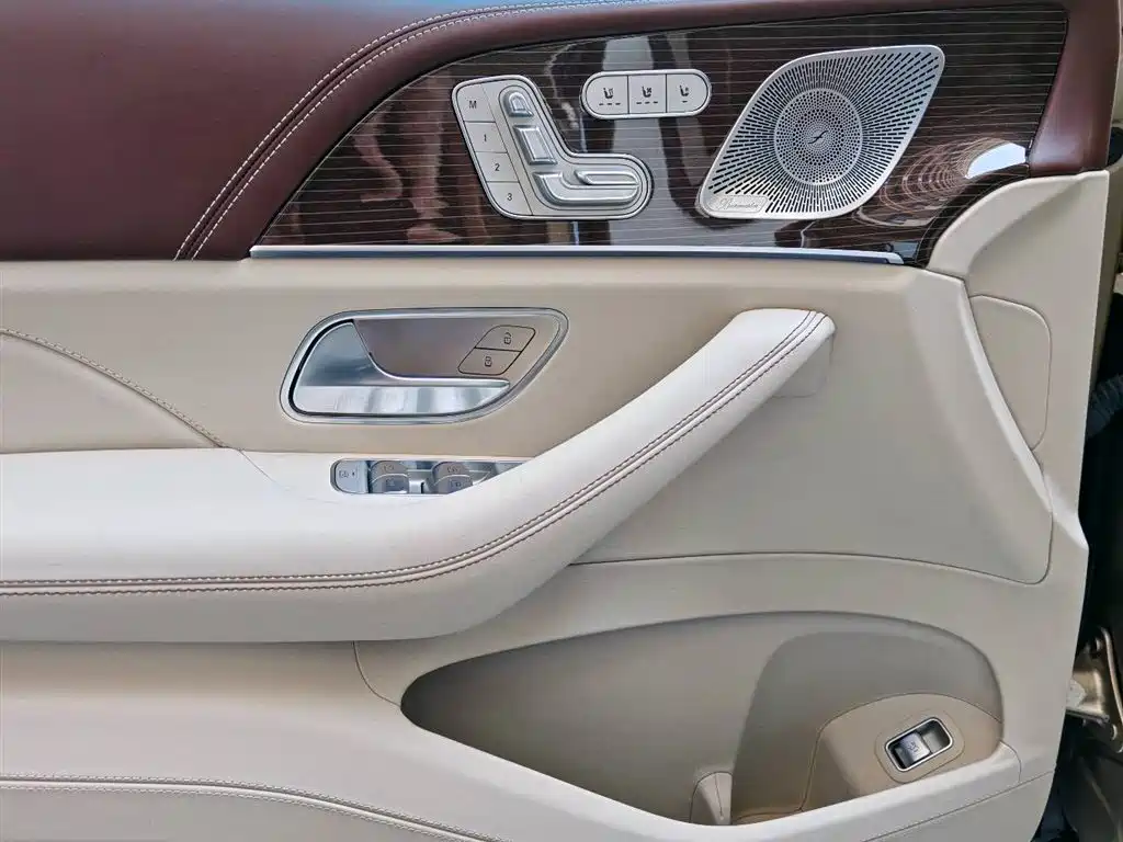 Mercedes-Benz GLS 2022 — фото 12