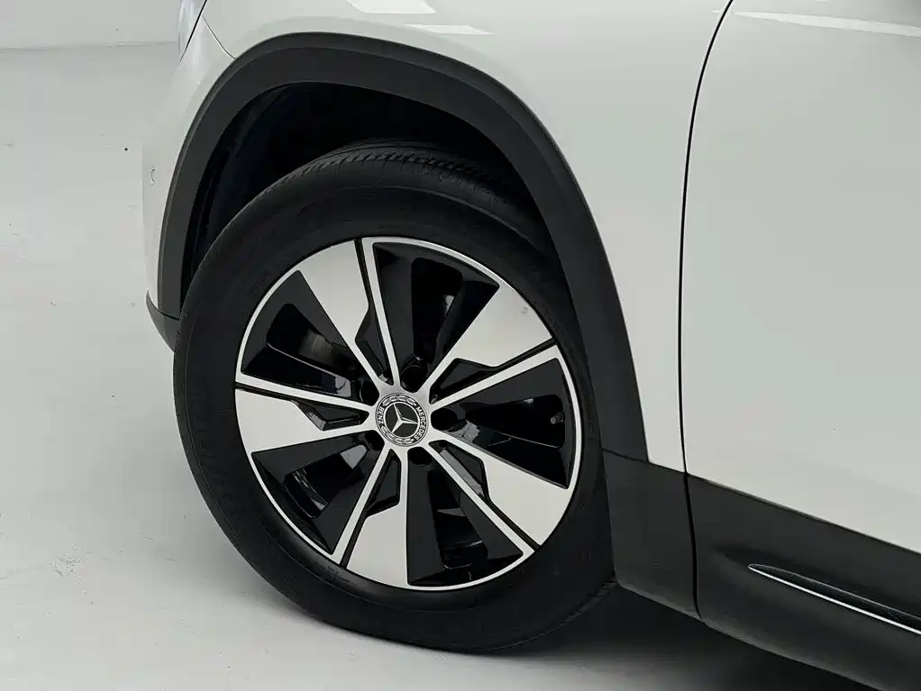 Mercedes-Benz GLB 2022 — фото 19