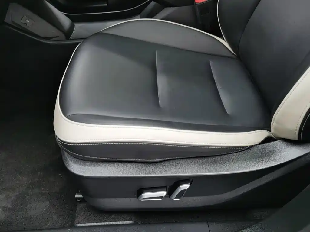 Haval H6 New Energy 2023 — фото 20