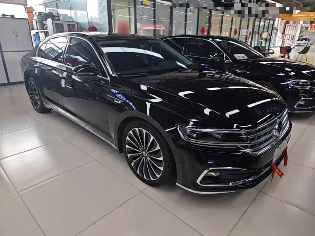 Volkswagen Phideon 2023 — фото 4