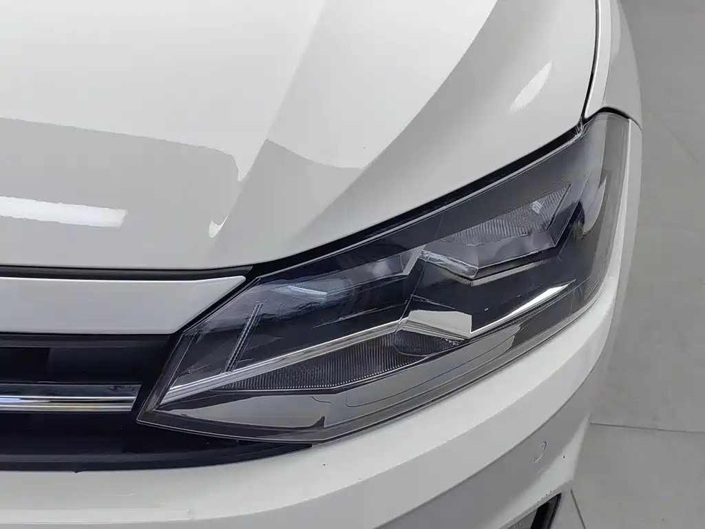 Volkswagen Polo 2021
