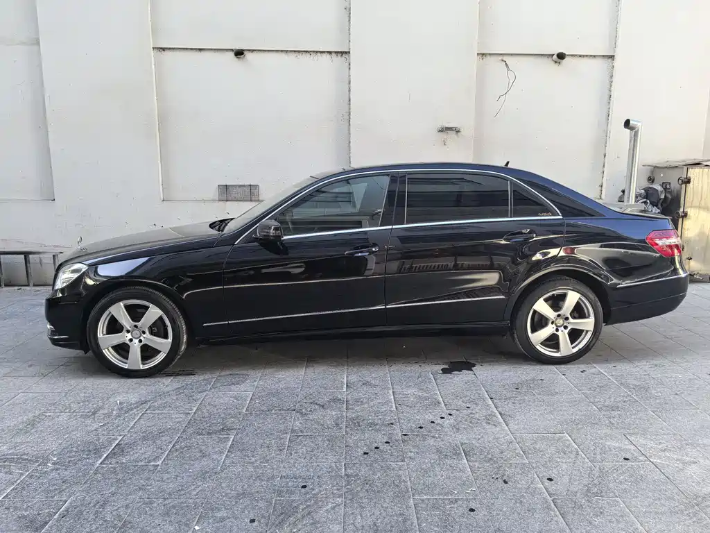 Mercedes-Benz E-Class 2013