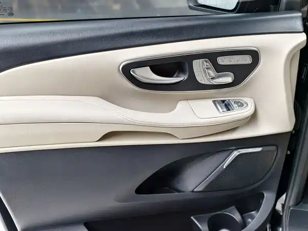 Mercedes-Benz V-Class 2022