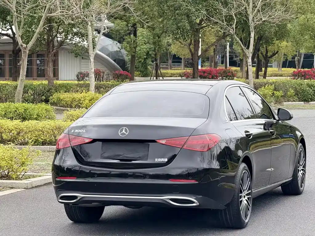 Mercedes-Benz C-Class 2022 — фото 6