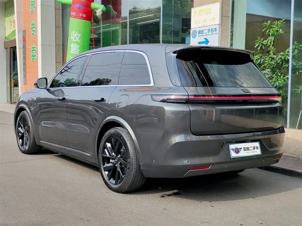 Li Auto Li L8 2023