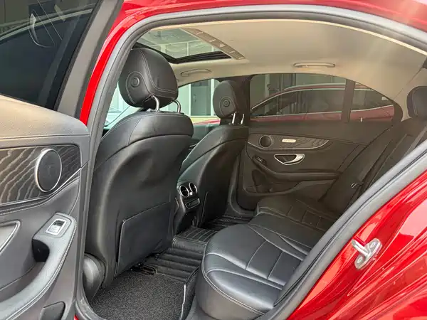 Mercedes-Benz C-Class 2020