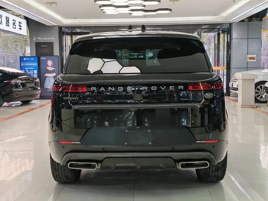 Land Rover Sport 2023 — фото 15