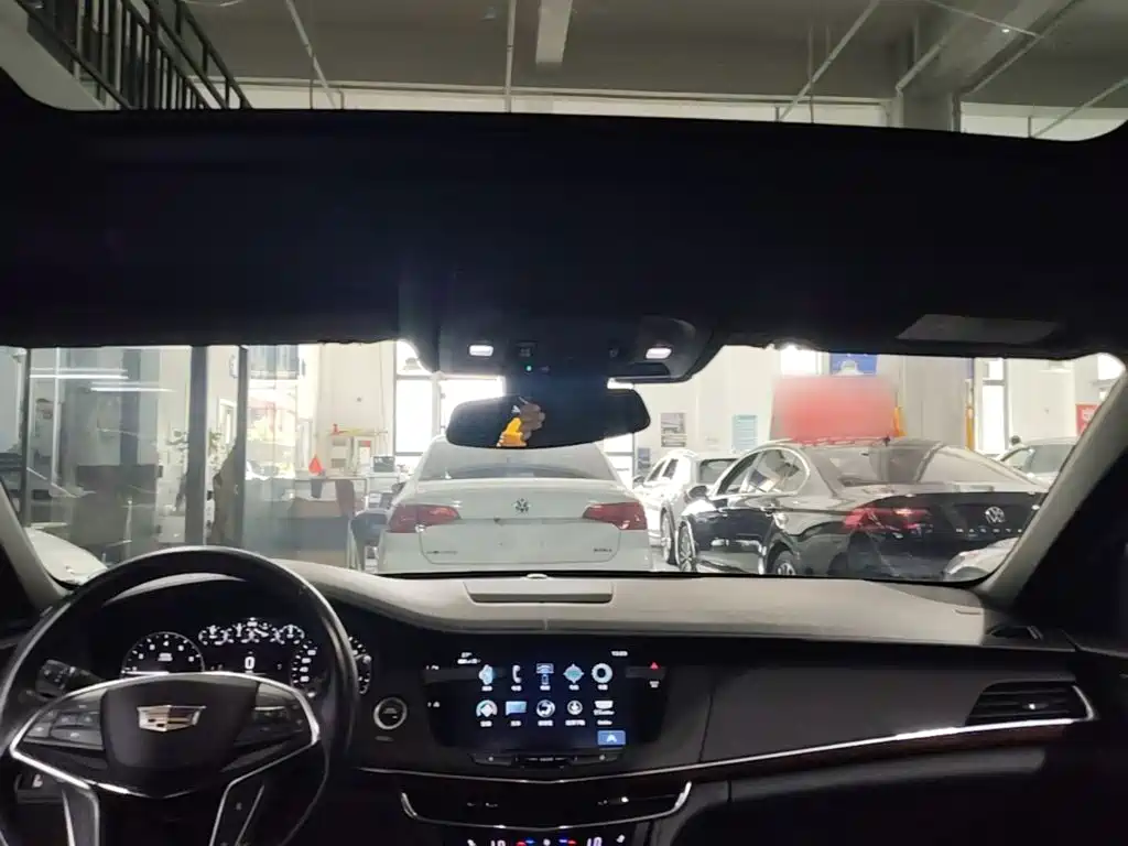 Cadillac CT6 2018 — фото 18