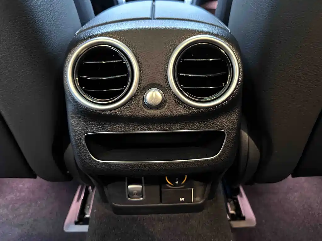 Mercedes-Benz C-Class 2021 — фото 18