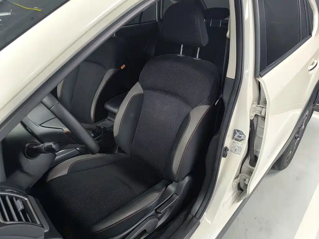 Subaru XV 2016 — фото 17