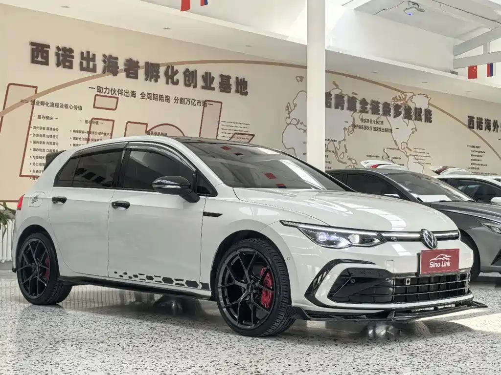 Volkswagen Golf 2023