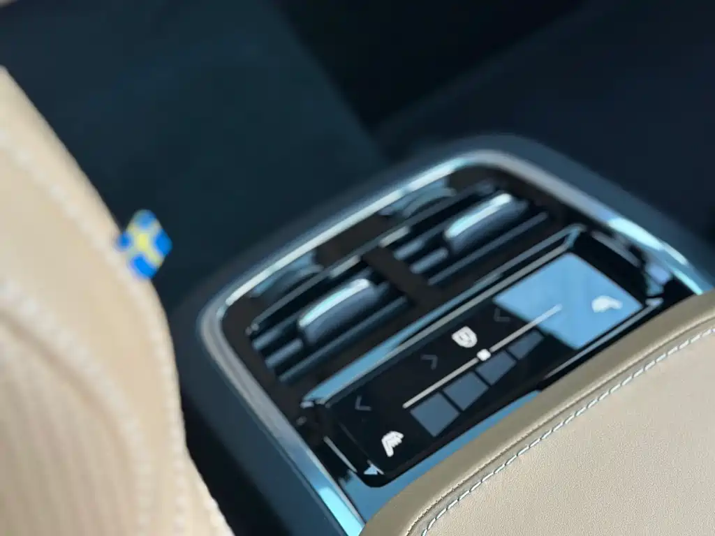 Volvo V90 2017 — фото 17