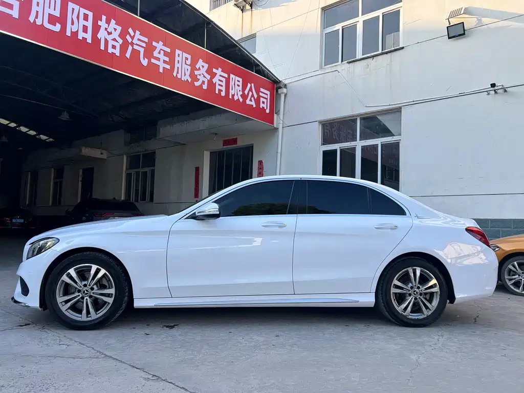 Mercedes-Benz C-Class 2018