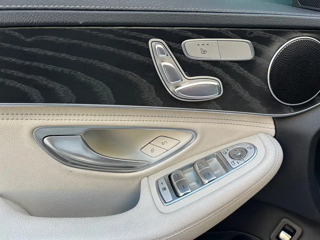 Mercedes-Benz C-Class 2018 — фото 11