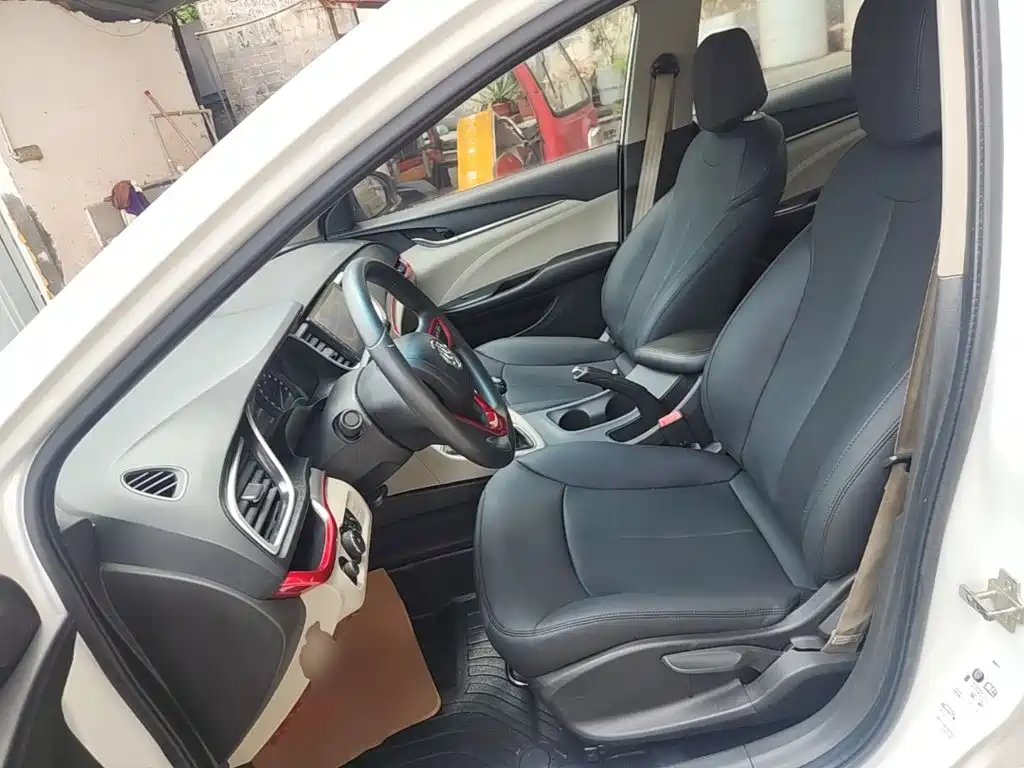 Buick Excelle GT 2015 — фото 15
