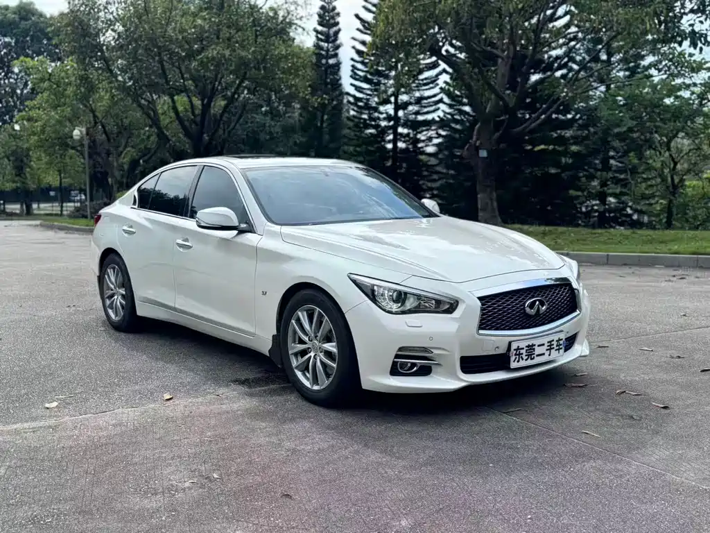 Infiniti Q50 2016 — фото 3