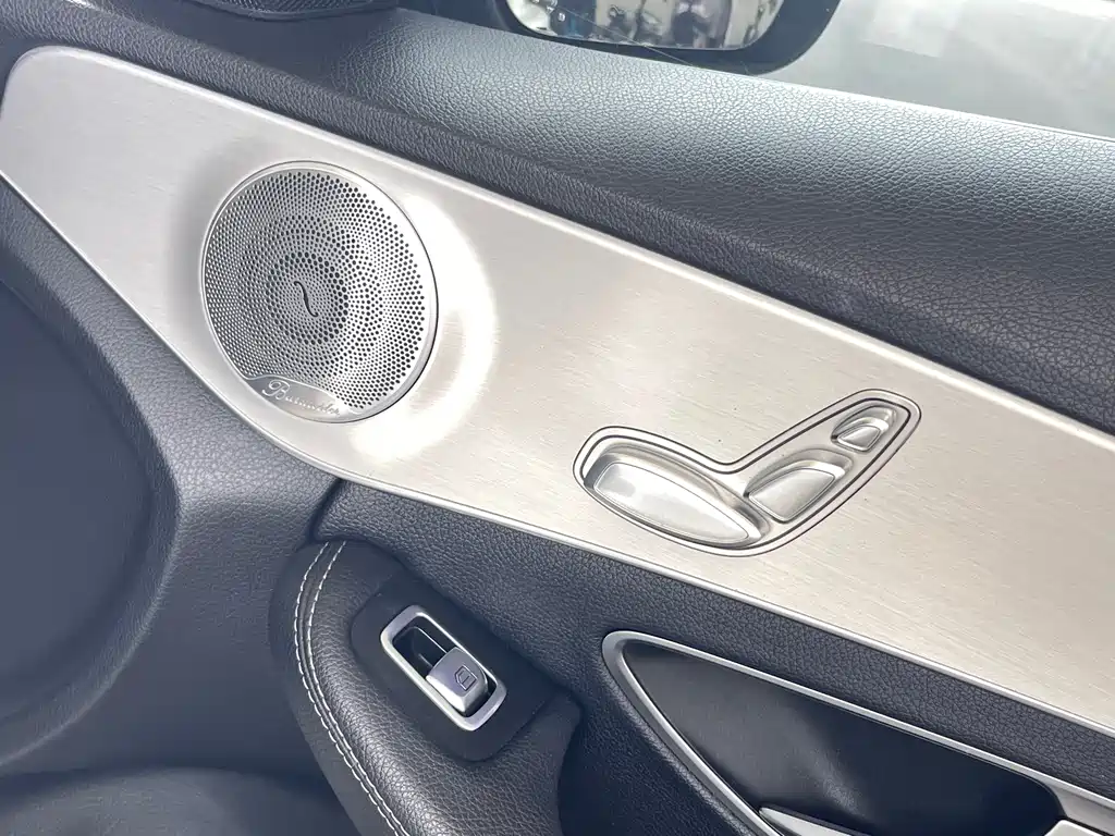 Mercedes-Benz C-Class 2020 — фото 32