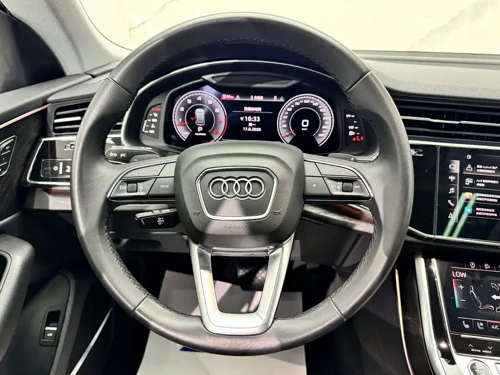 Audi Q8 2021 — фото 12