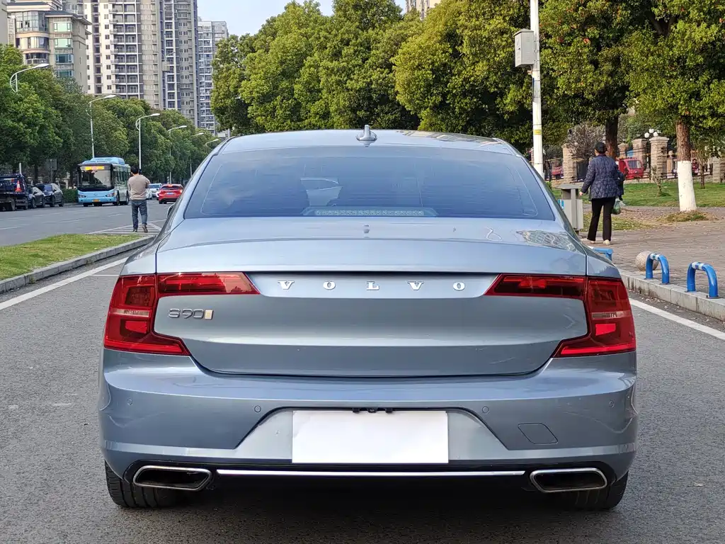 Volvo S90 2018 — фото 8