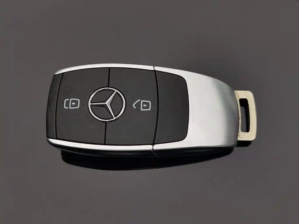 Mercedes-Benz GLB 2022 — фото 19