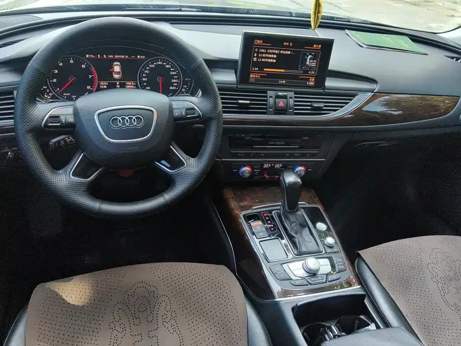 Audi A6L 2016 — фото 12