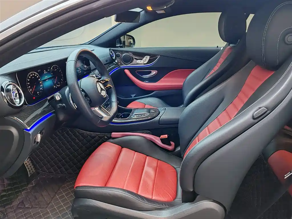 Mercedes-Benz E-Class 2023 — фото 19