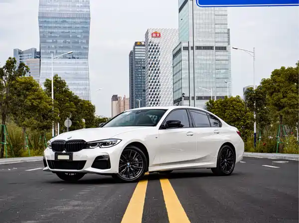 BMW 3 Series 2021