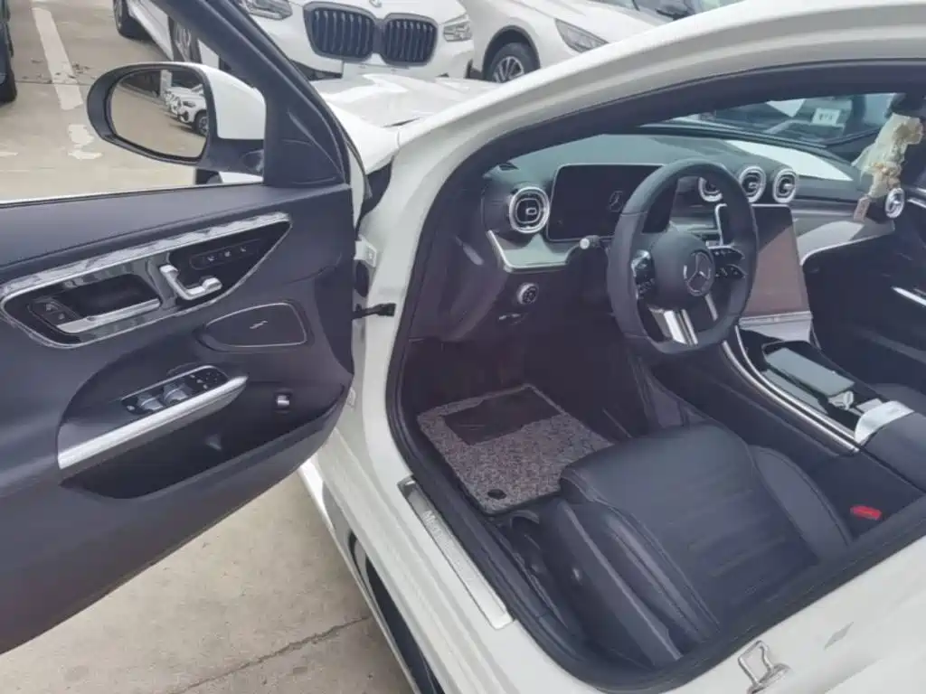 Mercedes-Benz C-Class 2022 — фото 16