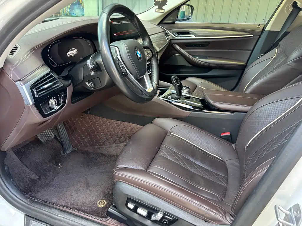 BMW 5 Series 2020