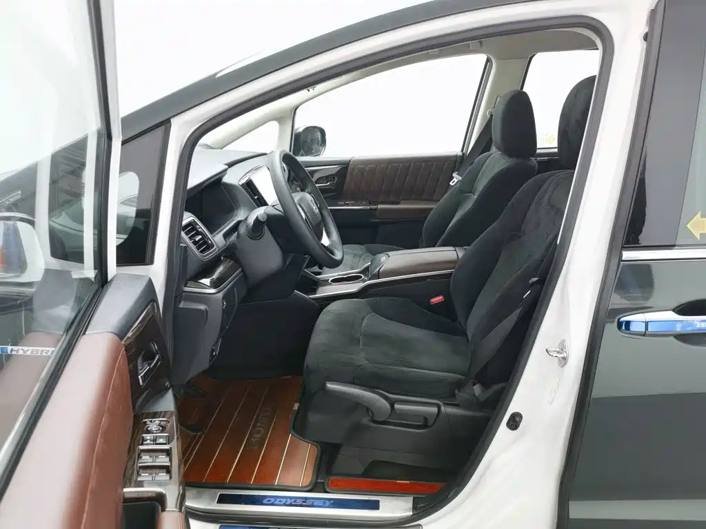 Honda Odyssey 2020 — фото 10