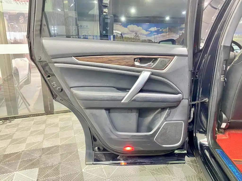 Honda UR-V 2018 — фото 13