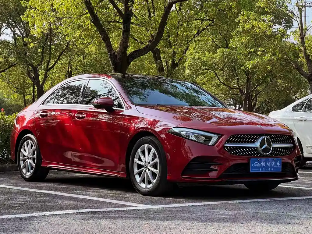 Mercedes-Benz A-Class 2020 — фото 3