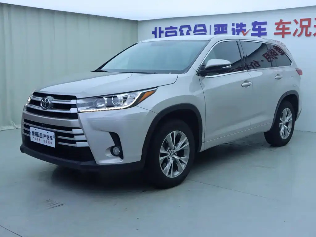 Toyota Highlander 2021