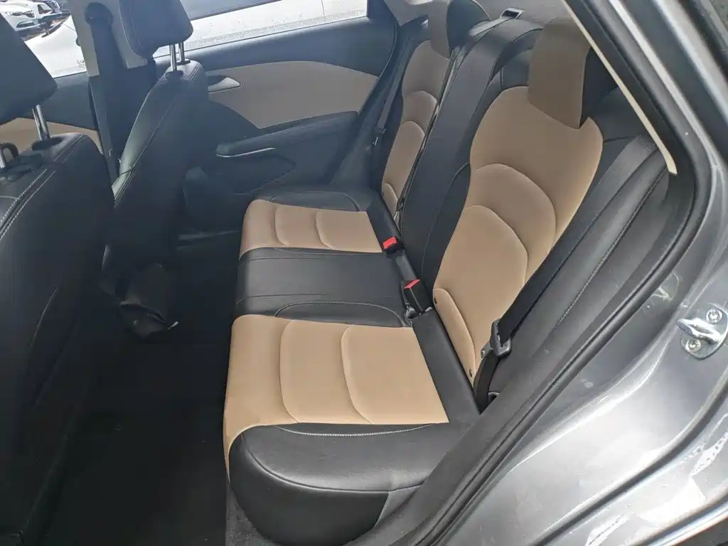 Chevrolet Cruze 2021 — фото 15