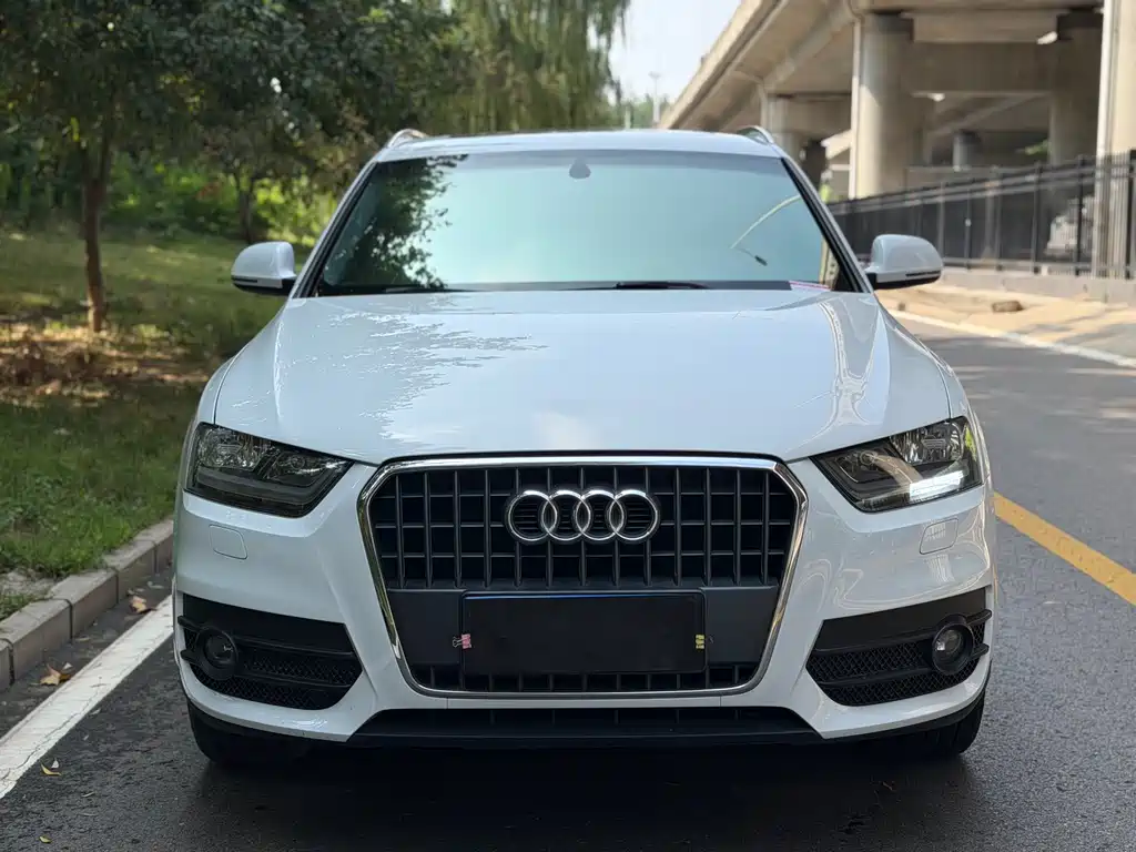 Audi Q3 2014
