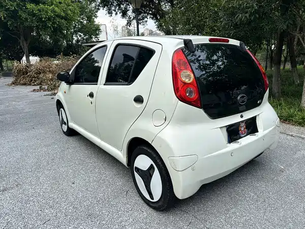BYD F0 2016