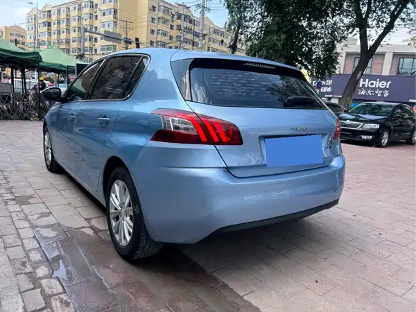 Peugeot 308S 2016