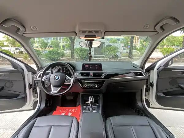 BMW 1 Series 2020